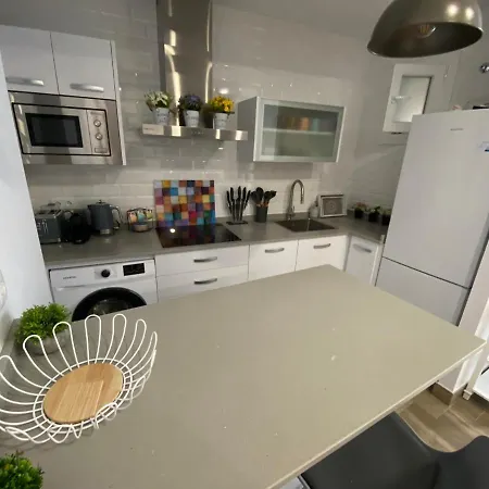 La Des Couleurs - En Pleno Centro De アパート *