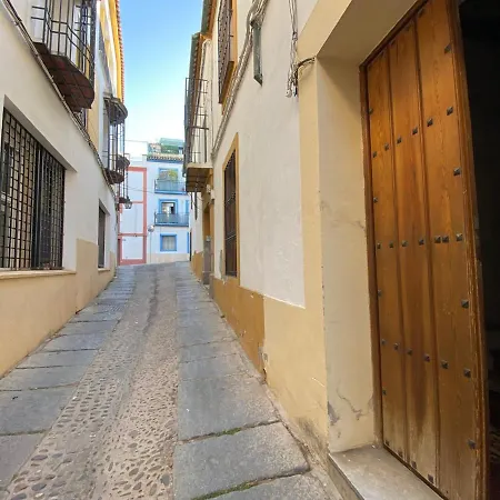 La Des Couleurs - En Pleno Centro De アパート